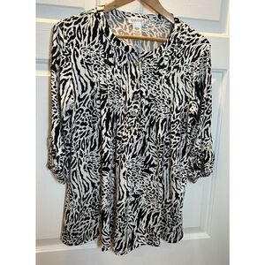 Chandly Women's Medium Animal Print Gold Buttons Roll-Tab Blouse Top Shirt